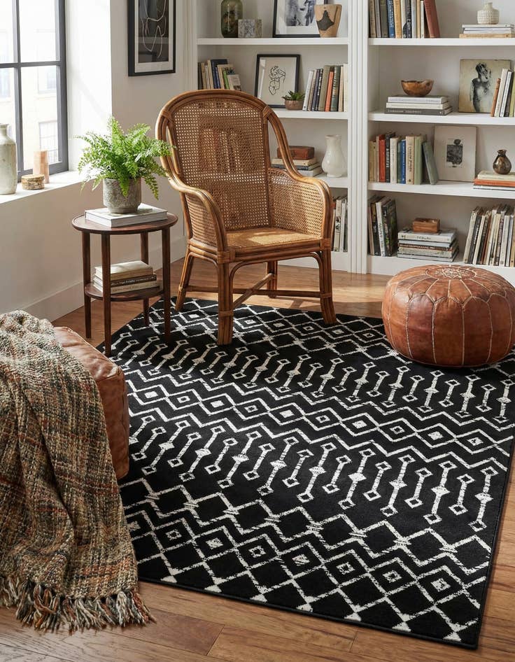 Detail image of 6' x 6' Kasbah Trellis Square Rug