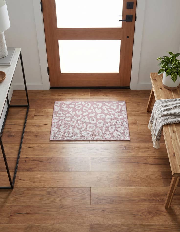 Detail image of 2' x 3' Easy-Clean Safari Indoor / Outdoor Rug