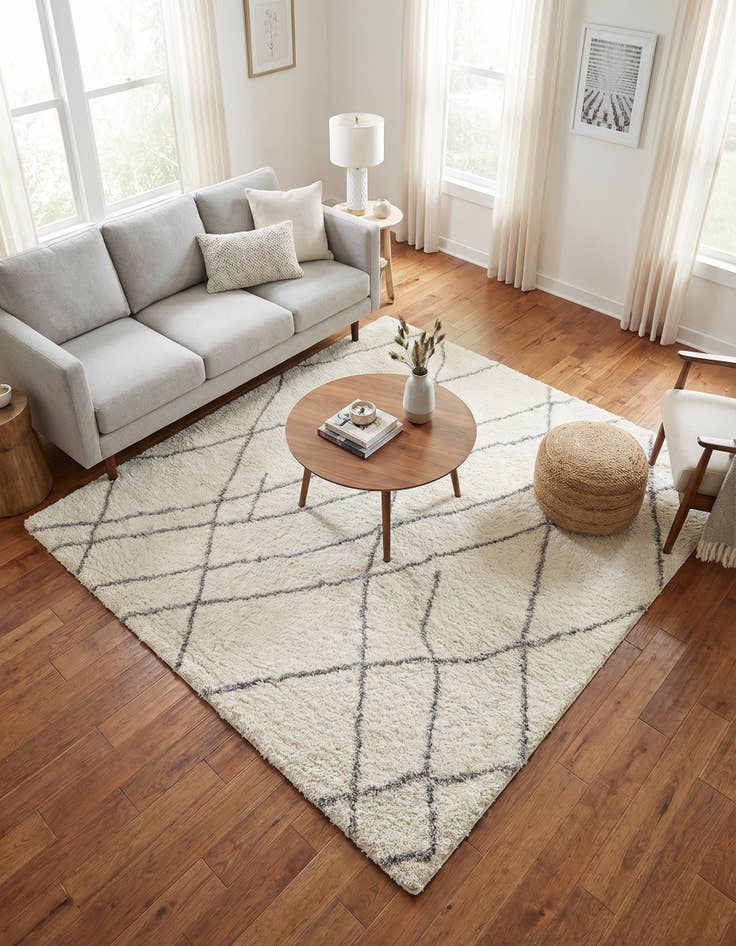 Detail image of 7' 10 x 7' 10 Soft Touch Shag Square Rug