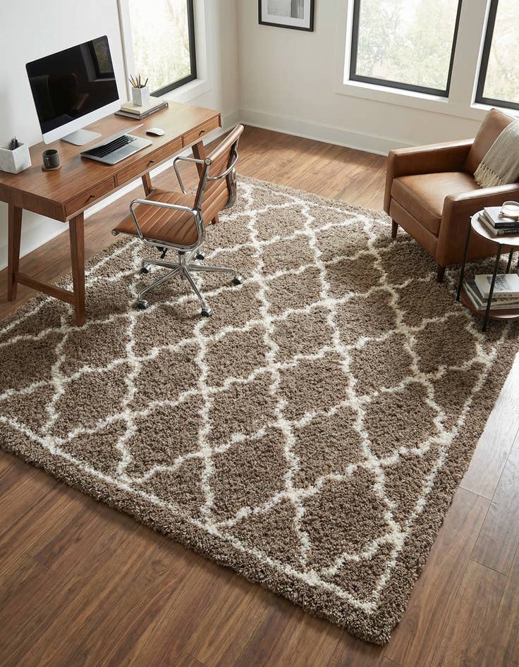 Detail image of  8' x 8' Infinity Shag Square Rug