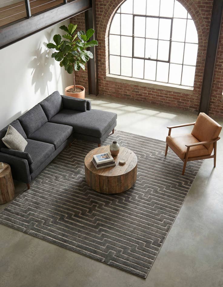 Detail image of 7' 10 x 10' Vogue Geo Rug