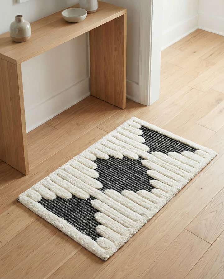 2' x 3' Prismatic Rug