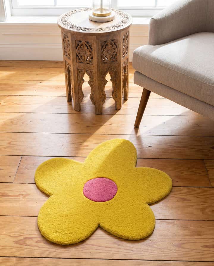 2' 2 x 2' 2 Happy Rugs Funky Flower Wool Round