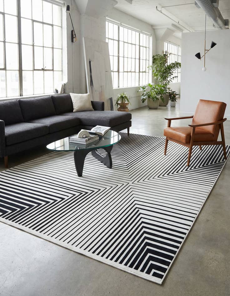 Detail image of 7' x 10' Milano Rug