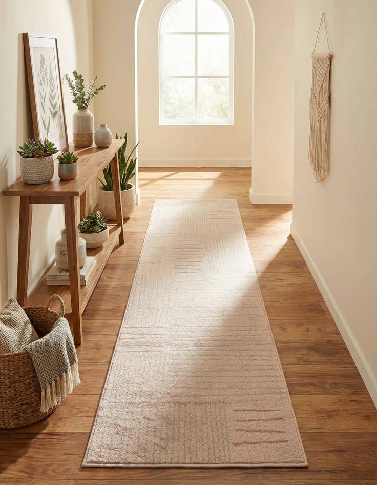 Detail image of 2' 7 x 10' Hanahan Runner Rug