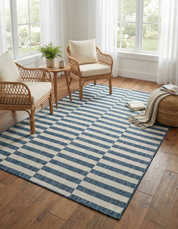 Detail image of 5' 3 x 8' Washable Ribbon Indoor / Outdoor Rug