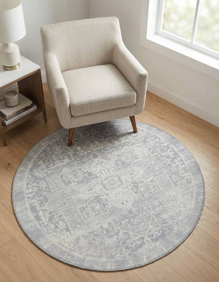 Detail image of 3' 6 x 3' 6 Timeless Round Rug