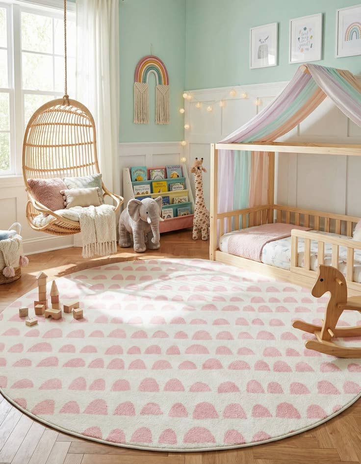 Detail image of 7' 10 x 7' 10 Whimsy Kids Round Rug