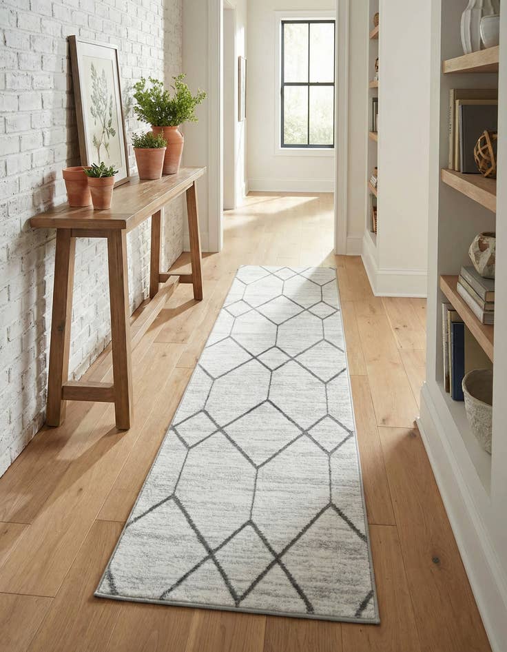Detail image of 2' x 8' Lattice Trellis Runner Rug