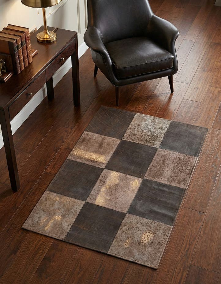 2' 1 x 3' 1 Cowhide Leather Rug