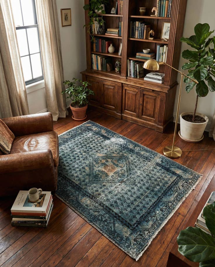 Detail image of 3' 5 x 4' 10 Hand Knotted Ultra Vintage Persian Wool Rug
