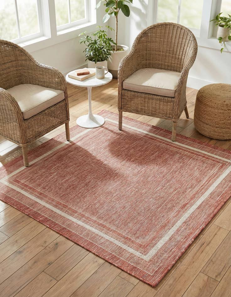 Detail image of 5' 3 x 5' 3  Washable Border Indoor / Outdoor Square Rug