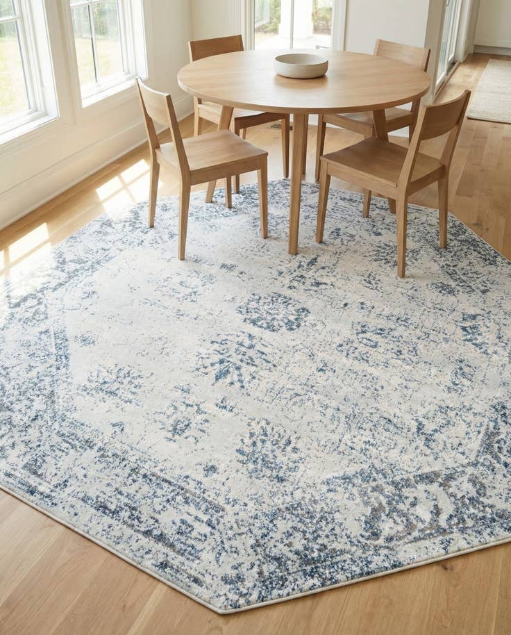 Detail image of 7' 10 x 7' 10 Monaco Octagon Rug
