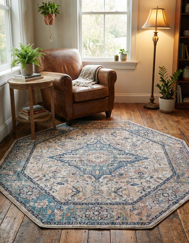 Detail image of 7' 10 x 7' 10 Lola Octagon Rug