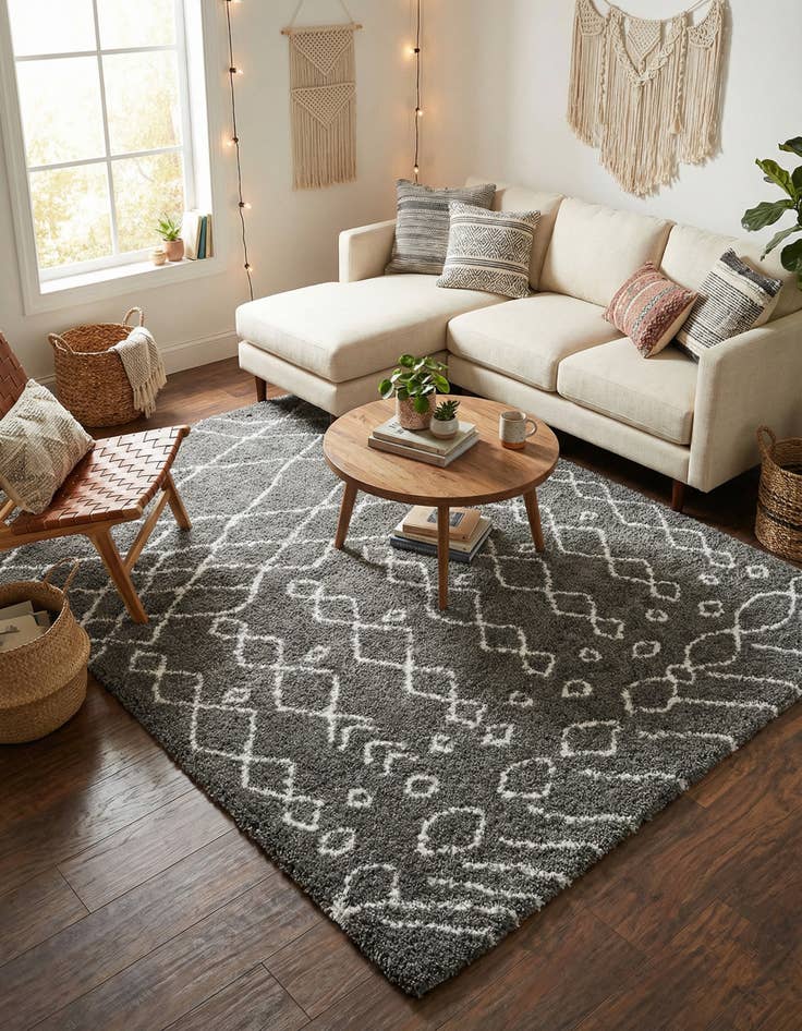 Detail image of 7' 10 x 10' Marrakesh Shag Rug