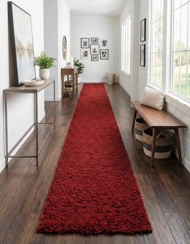 Detail image of 2' 6 x 16' 5 Everyday Shag Runner Rug