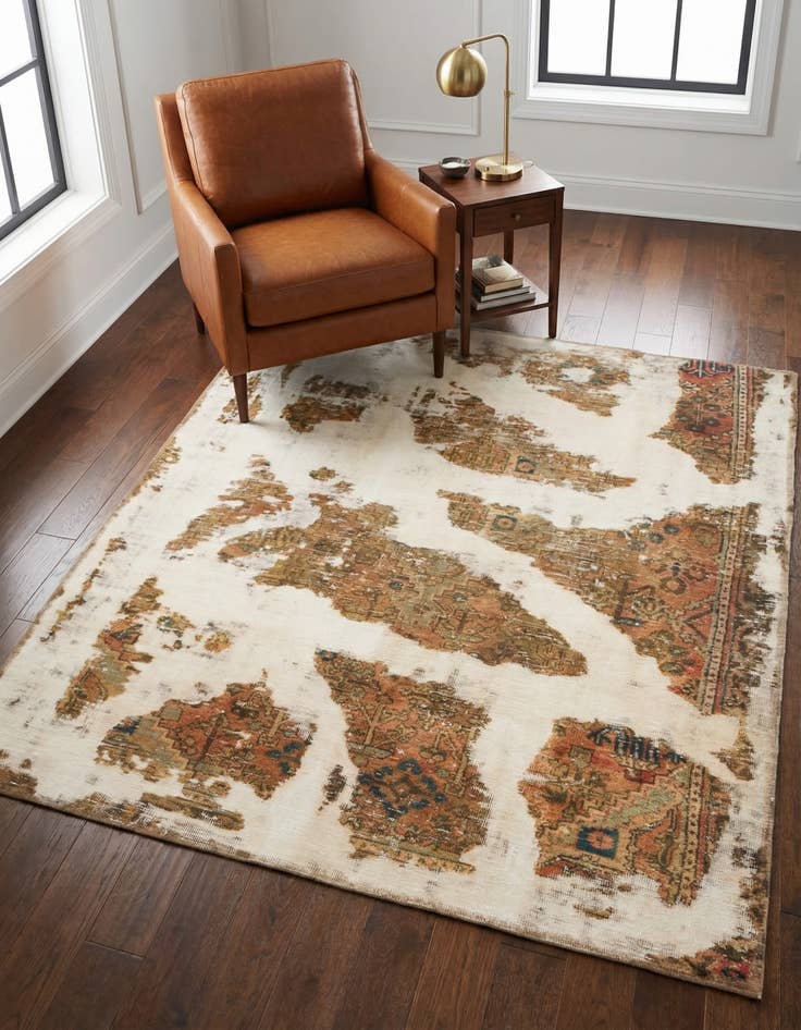 Detail image of 4' x 5' 2 Hand Knotted Ultra Vintage Persian Wool Square Rug