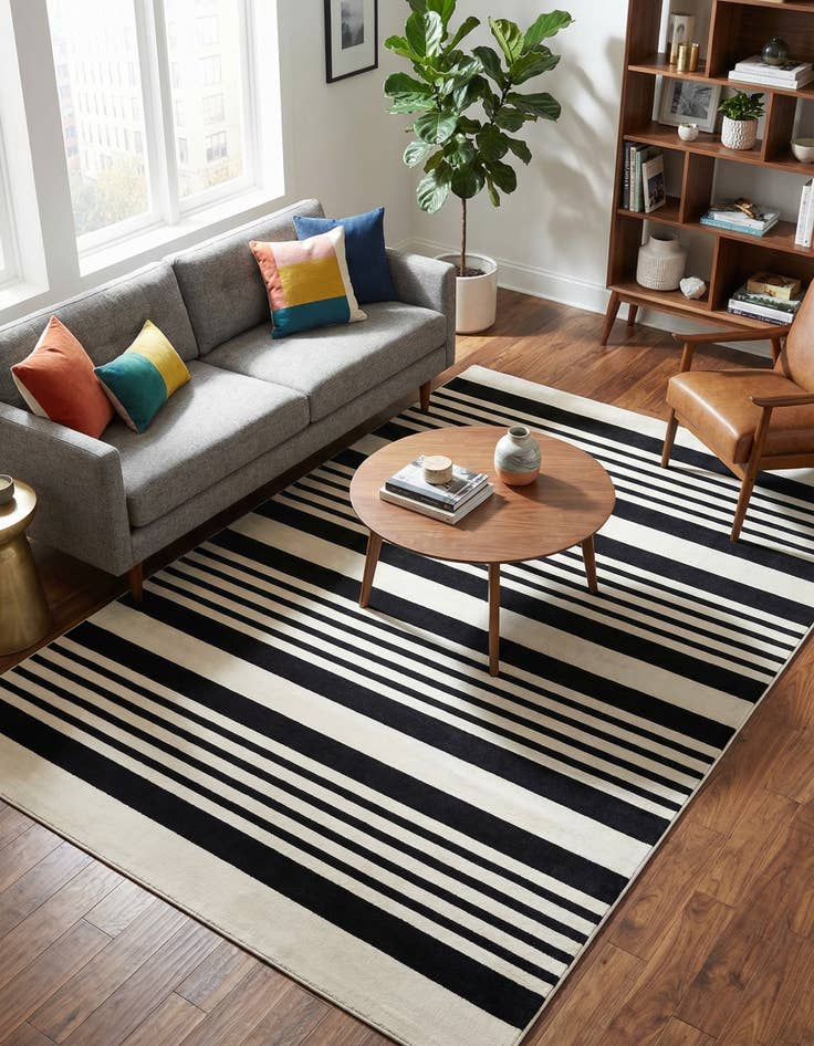 Detail image of 5' 3 x 8' Milano Rug