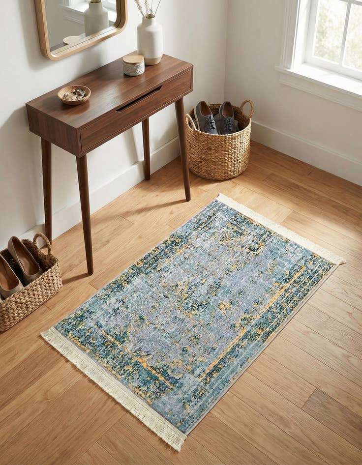 Detail image of 2' 2 x 3' Santiago Rug