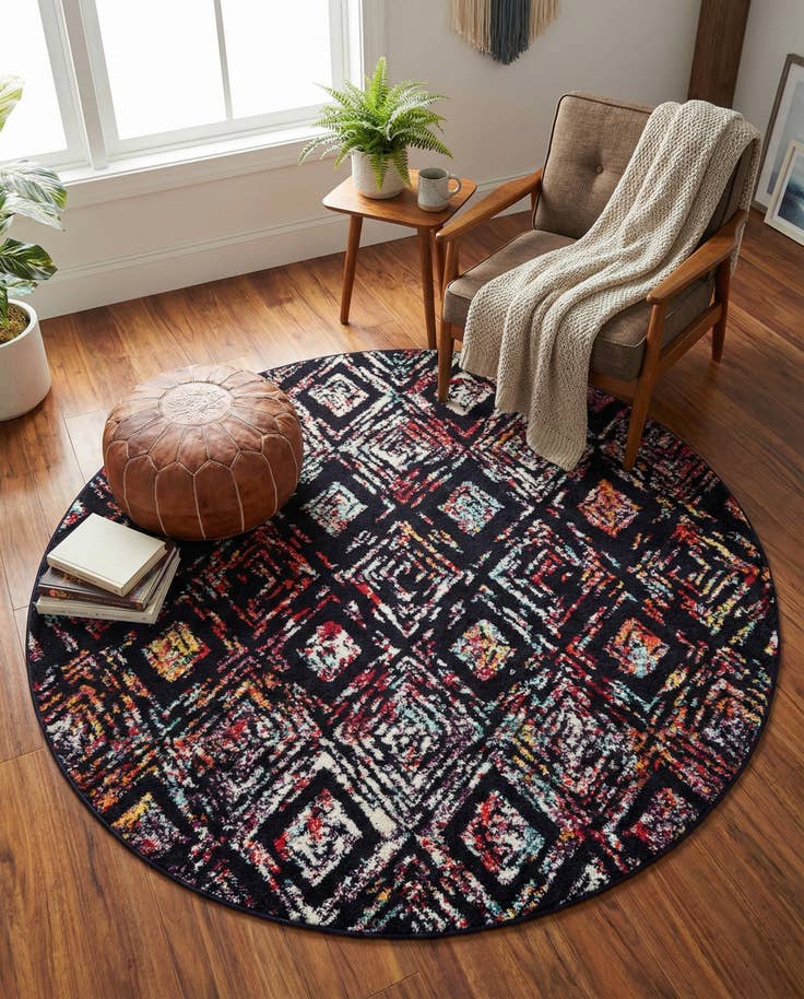 Detail image of 5' 3 x 5' 3 Madeline Round Rug