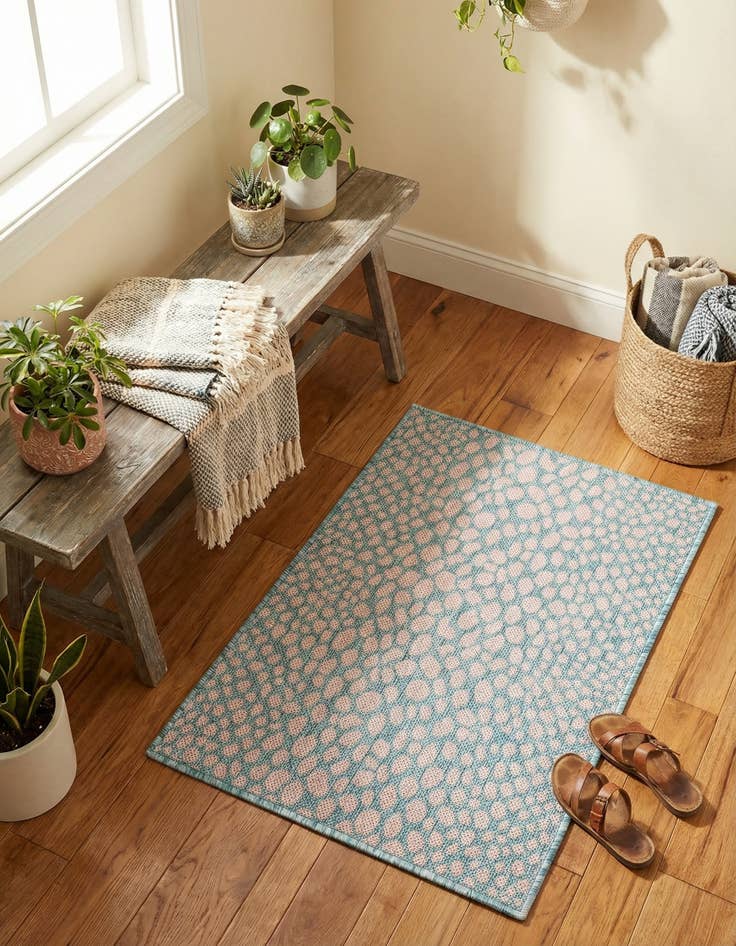Detail image of 2' x 3' Easy-Clean Jill Zarin Cape Town Indoor / Outdoor Rug