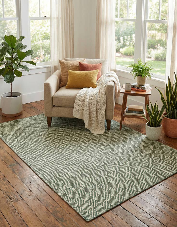 Detail image of 4' 1 x 6' 1  Hand Woven Geo Trellis Flatweave Rug