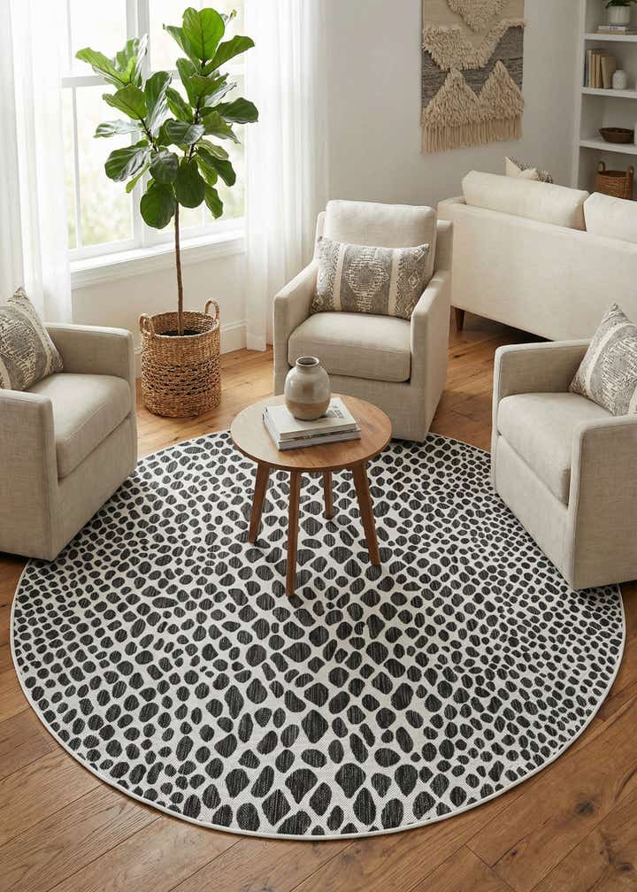 6' 7 x 6' 7 Easy-Clean Jill Zarin Cape Town Indoor / Outdoor Round Rug