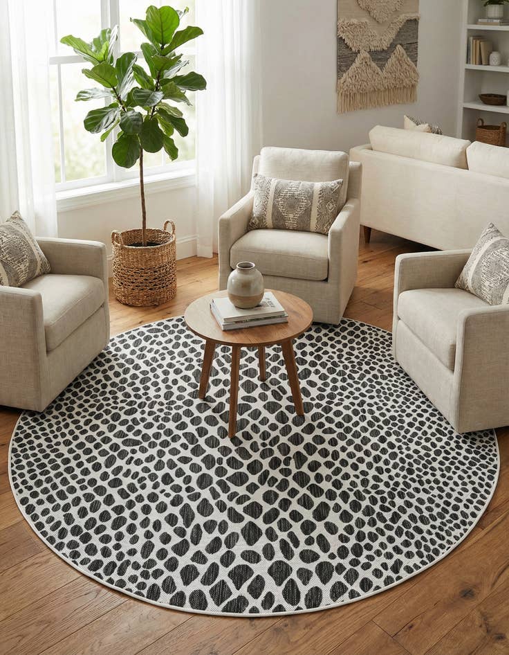 Detail image of 6' 7 x 6' 7 Washable Jill Zarin Cape Town Indoor / Outdoor Round Rug