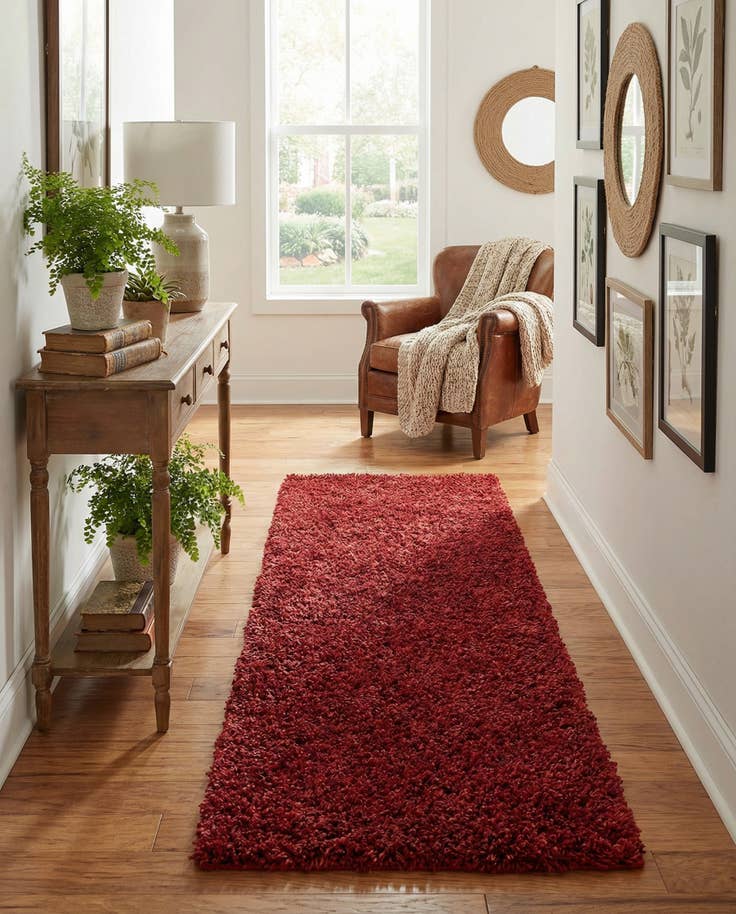 Detail image of 2' x 7' Zermatt Shag Runner Rug