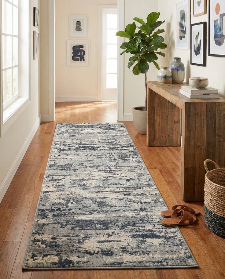 Detail image of 2' 2 x 6' Caspian Runner Rug