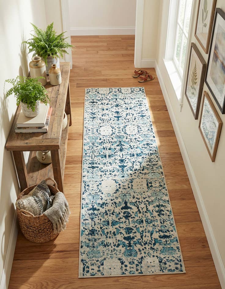 Detail image of 2' x 6' Amulet Runner Rug