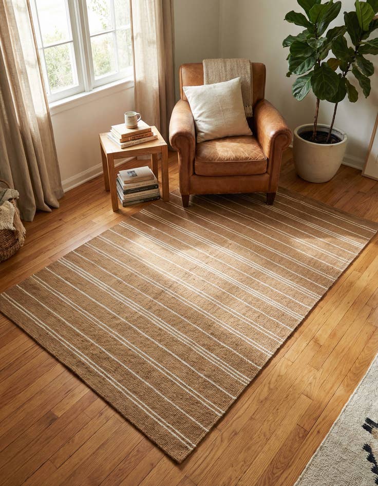 Detail image of 4' 1 x 6' 1 Jill Zarin Striped Wool Rug