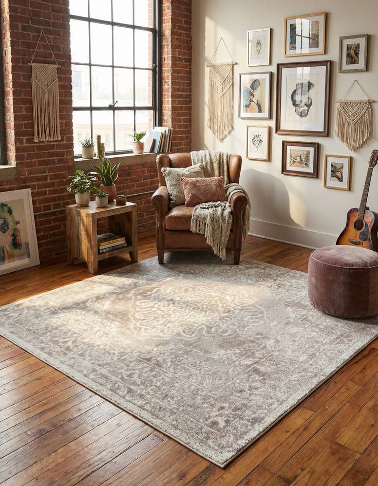 Detail image of 6' x 6' Oxford Square Rug