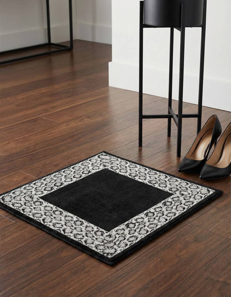 Detail image of 1' 4 x 1' 4 Vince Camuto Sample Rug