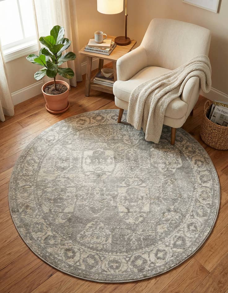 Detail image of 4' x 4' Lola Round Rug