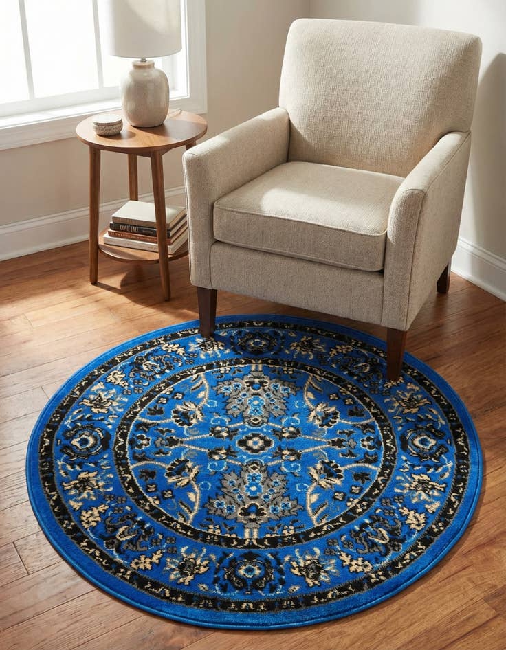 Detail image of 3' 3 x 3' 3 Yasmin Round Rug