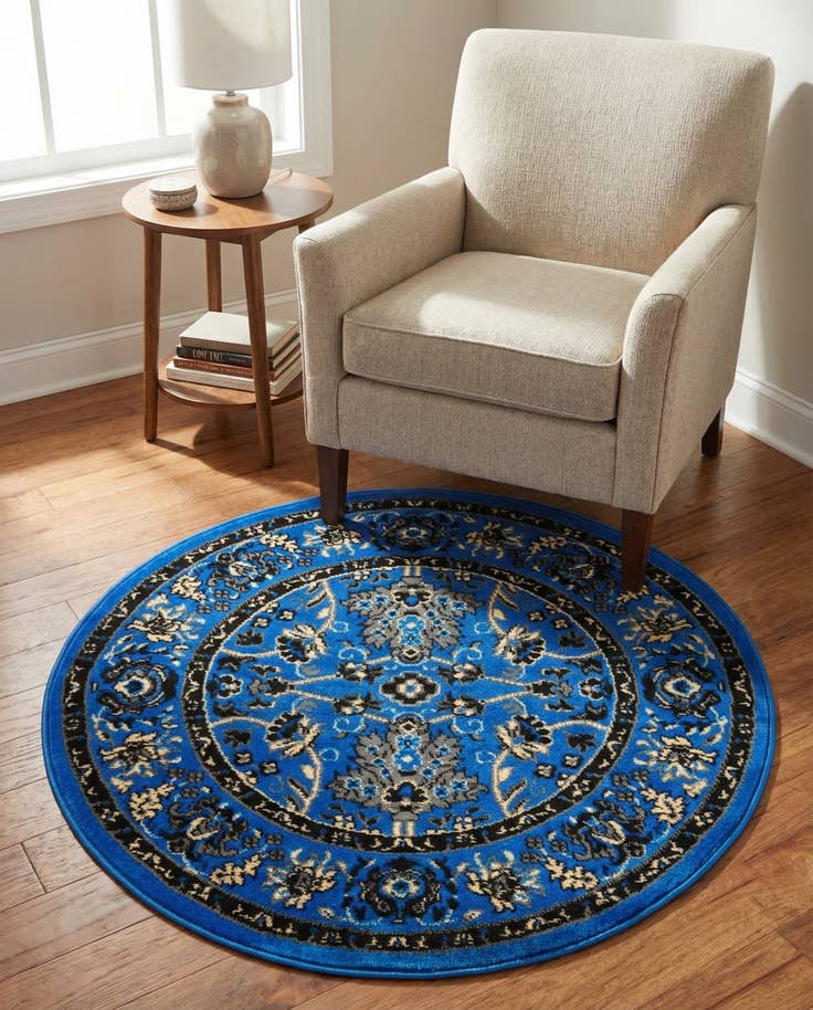 Detail image of 3' 3 x 3' 3 Yasmin Round Rug