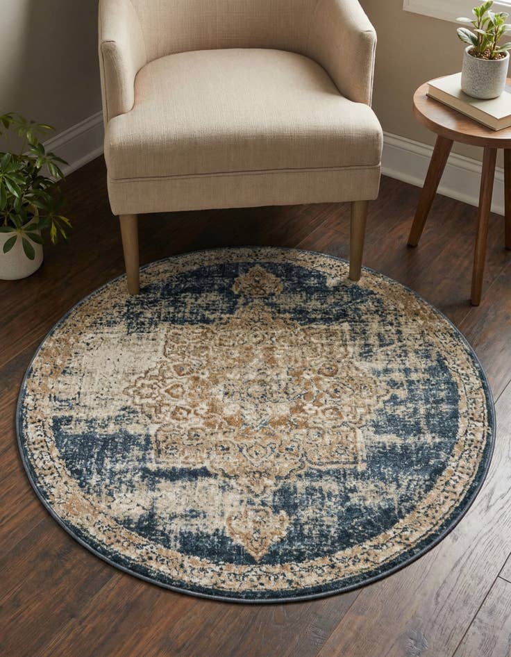 Detail image of 3' x 3' Villa Round Rug