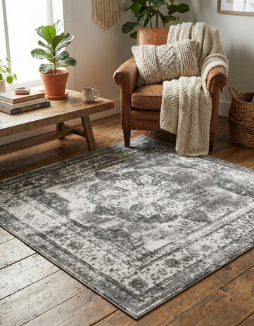 5' 3 x 5' 3 Monaco Square Rug