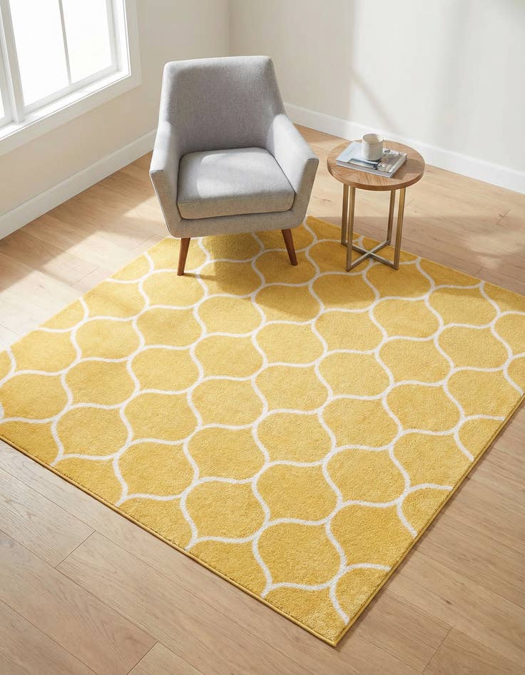 Detail image of 5' 3 x 5' 3 Lattice Frieze Square Rug