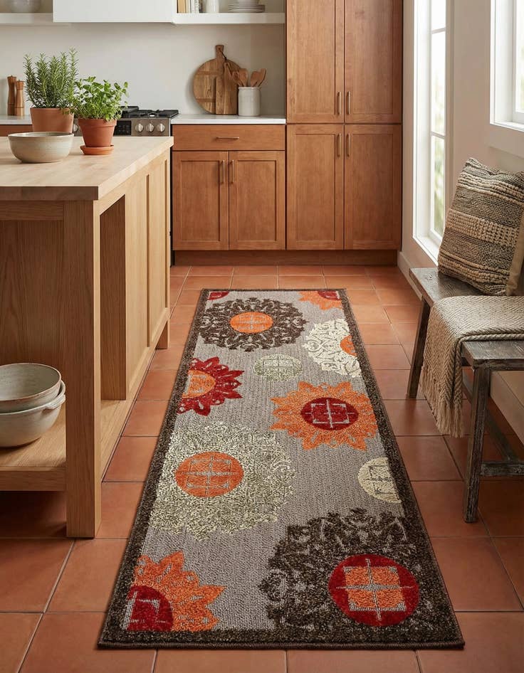 Detail image of 2' x 6' Washable Modern Indoor / Outdoor Runner Rug