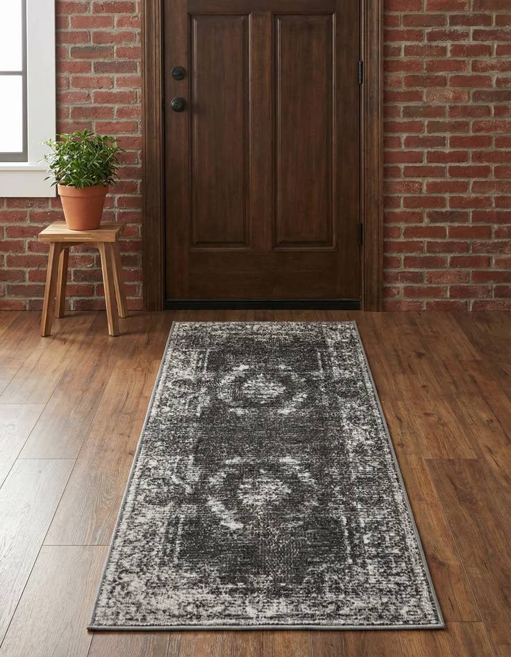 Detail image of  2' x 4' 1 Aarhus Runner Rug