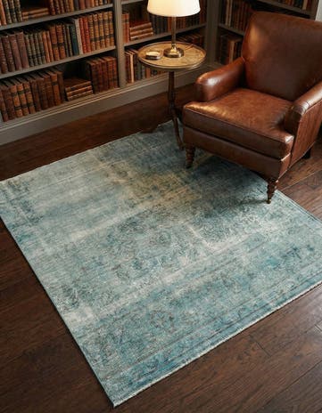 4' x 4' 10 Hand Knotted Ultra Vintage Persian Wool Square Rug