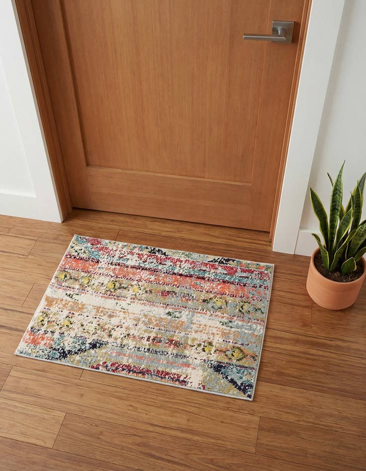 Detail image of 2' x 3'  Washable Santa Fe Rug