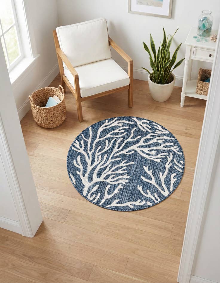 Detail image of 3' x 3' Washable Coastal Indoor / Outdoor Round Rug