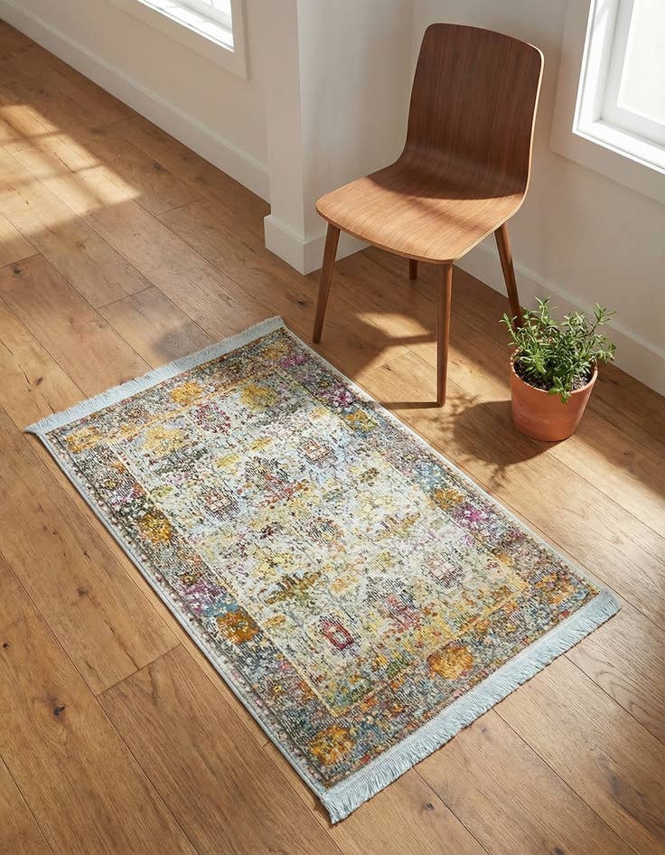 Detail image of 2' 2 x 3' Santiago Rug