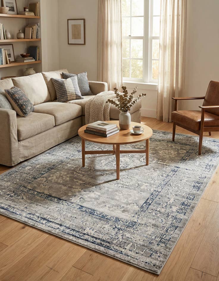 Detail image of 8' x 10' Charleston Rug