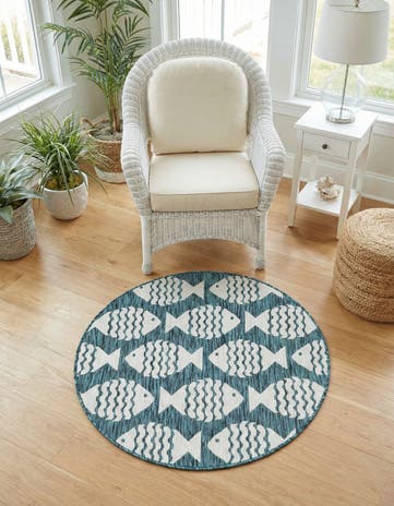 3' 1 x 3' 1 Easy-Clean Coastal Indoor / Outdoor Round Rug