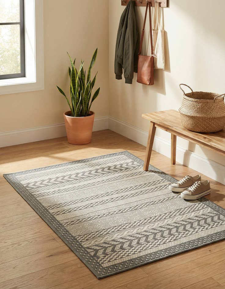 Detail image of 2' 2 x 3'  Washable Border Indoor / Outdoor Rug