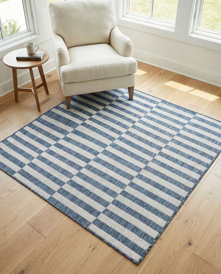 5' 3 x 5' 3 Easy-Clean Ribbon Indoor / Outdoor Square Rug